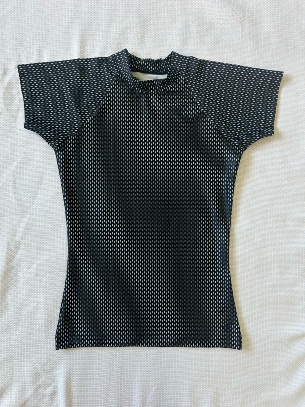 Albion Fit Swim Black Crepe Rash Guard Short Sleeve Mock Neck Top Womens XS